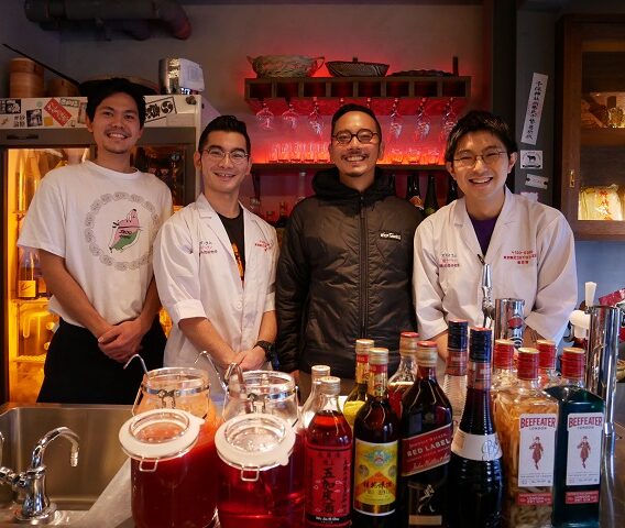 雀荘をリノベした隠れ家ネオ酒場、北千住に「ジャンソーアタル」がオープン。「アタル」「タチアタル」など展開するトーヤーマンの5店舗目 雀荘をリノベした隠れ家ネオ酒場、北千住に「ジャンソーアタル」がオープン。「アタル」「タチアタル」など展開するトーヤーマンの5店舗目