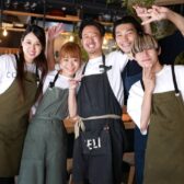 神田・小川町に「LYFE 酒と飯と」がオープン。アパレルや飲食企業を経たオーナーの独立店舗、時代に逆行する39坪の大箱＆徹底したアナログ営業で地域の心をつかむ