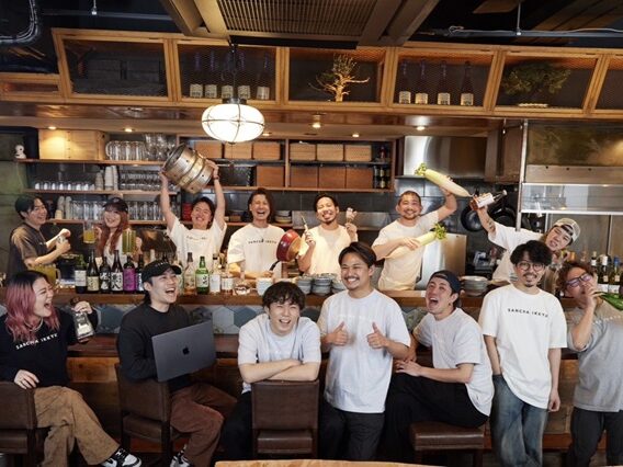 連日満席“1日３回転”の「三茶一九」の新店、「三茶一九ハナレ」がオープン。週3回でも通いたくなる、大人たちに向けた社交的な焼鳥酒場