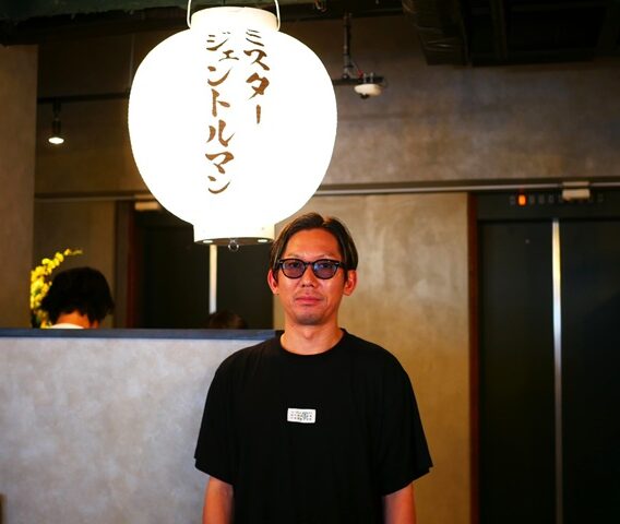 新宿に「Mr.Gentleman（ミスタージェントルマン）」が開業。コロナで空いた空中階・大箱物件を取得しSNSマーケで伸ばして年商30億円のココロオドル、昼・カフェ・夜の三毛作で月商2300円目指す