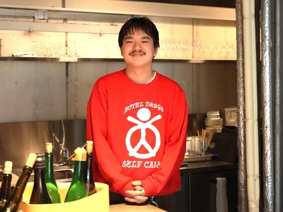 幡ヶ谷に「SENNE(セネ)」がオープン!学芸大学「Another8 Corner」の新店、ワインのような味わいのボトルビールが一万本揃う、“間”を味わうレストラン 幡ヶ谷に「SENNE(セネ)」がオープン!学芸大学「Another8 Corner」の新店、ワインのような味わいのボトルビールが一万本揃う、“間”を味わうレストラン