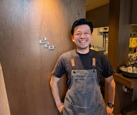 外食大手ゼットンで20年の料理人が、わずか6.8坪の小箱で独立!祐天寺に「2-10(ニカラジュウ)」が開業。小皿のおまかせから始まる新感覚中華 外食大手ゼットンで20年の料理人が、わずか6.8坪の小箱で独立!祐天寺に「2-10(ニカラジュウ)」が開業。小皿のおまかせから始まる新感覚中華