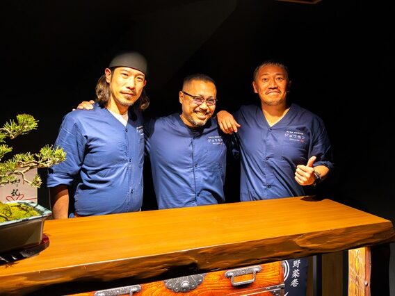 ベイシックス初の新宿出店＆独立支援。「ジョウモン 新宿店」がオープン。同社に勤めて16年“ミツ”の奮闘。古巣の支援を受け、都心の一等地でオーナーデビュー