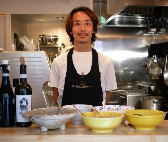 武蔵小山に「atlas（アトラス）」が開業。「ラ・トリプレッタ」創業メンバーが独立。昼は弁当、夜はワイン立ち飲み。イタリアのバール文化を再解釈した“日本式バール”